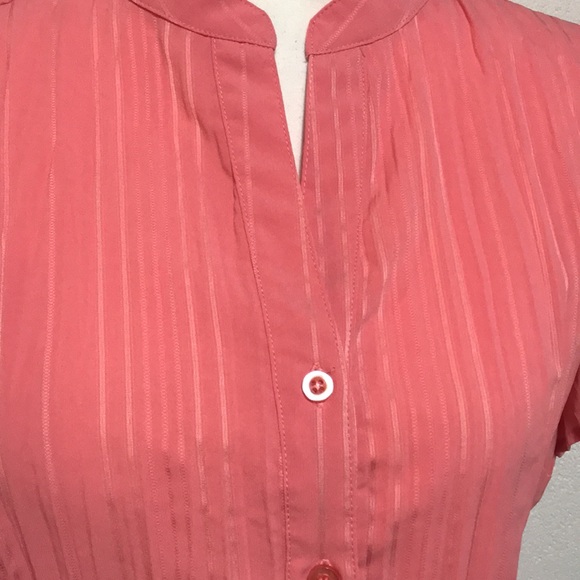 East 5th Cap Sleeve Blouse - Picture 3 of 8